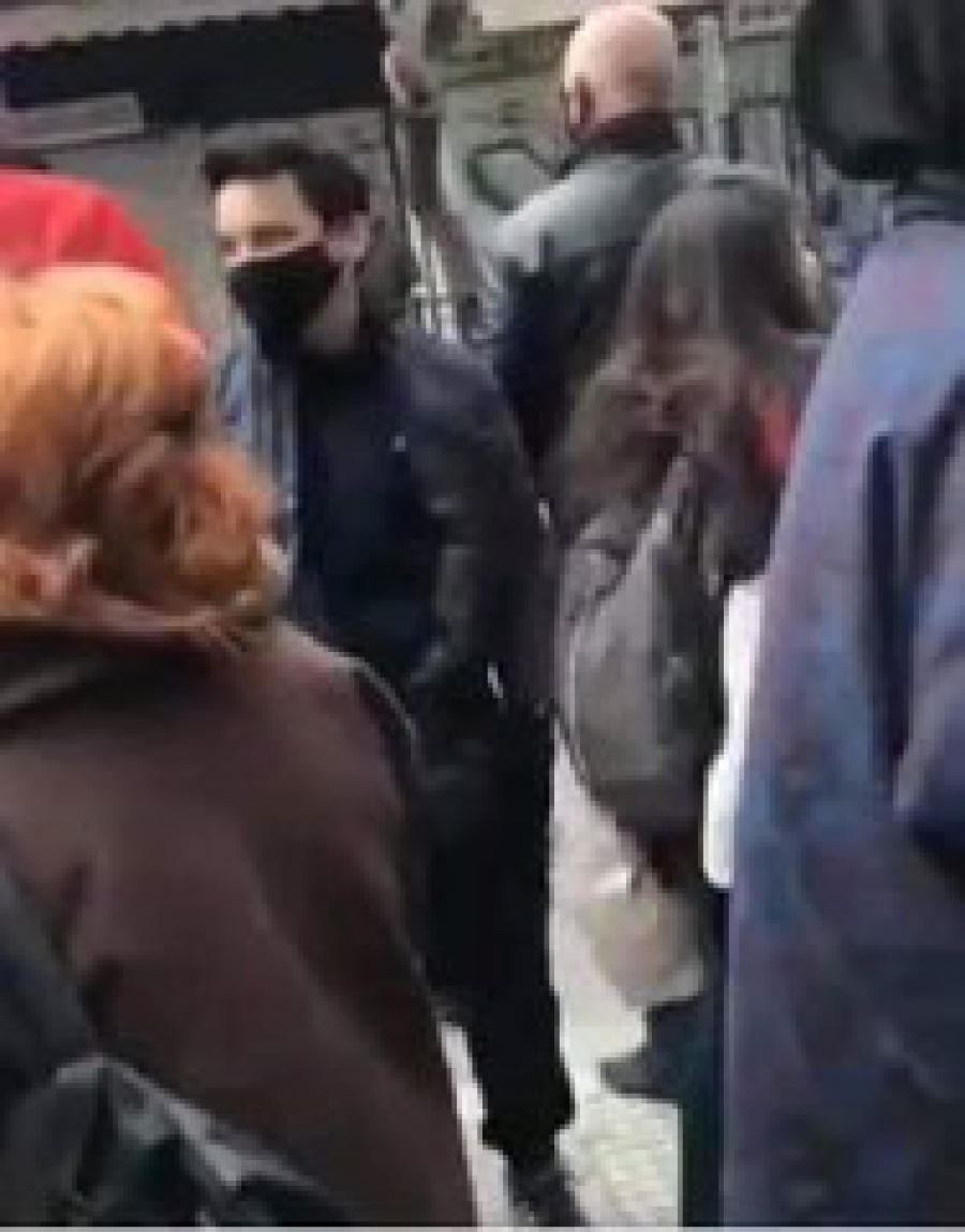 Μπογδάνος: Να παρέμβει εισαγγελέας για καθηγήτρια ΕΚΠΑ, μετά το σκίσιμο της εικόνας της Παναγίας