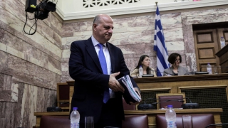 Φυλάκιση έως 2 χρόνια για όποιον κακόβουλα καθυβρίζει τα θεία