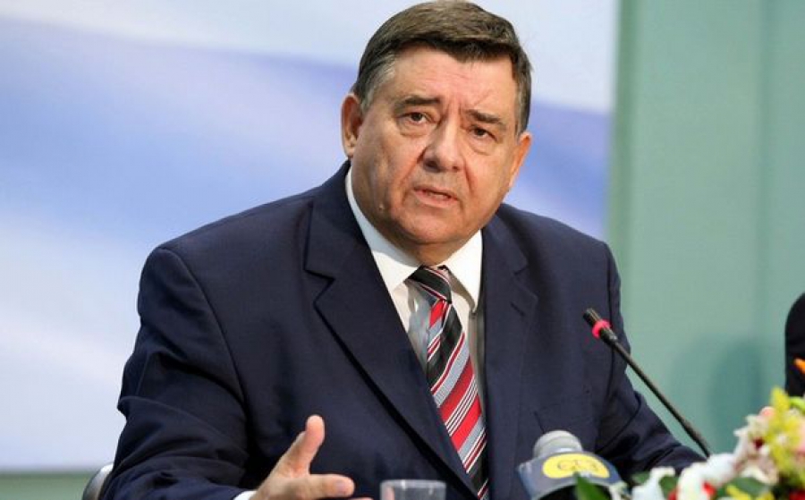 ΟΡΓΙΑΖΟΥΝ ΦΗΜΕΣ ΚΑΙ “ΠΛΗΡΟΦΟΡΙΕΣ” ΟΤΙ Ο Γ.ΚΑΡΑΤΖΑΦΕΡΗΣ ΤΗΝ “ΚΟΠΑΝΗΣΕ” ΣΤΟ ΕΞΩΤΕΡΙΚΟ