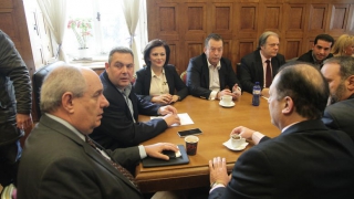 Η δύσκολη θέση του Πάνου Καμμένου