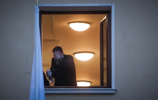 Επίθεση σε Μητροπολίτες: «Βγήκαν οι ιερείς σχεδόν χωρίς ράσα, είχαν λιώσει» – Σοκάρουν οι μαρτυρίες