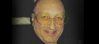 Παραδόθηκε από τους Αμερικανούς στην Ελλάδα ο 'μαϊμού' γιατρός με την Ferrari