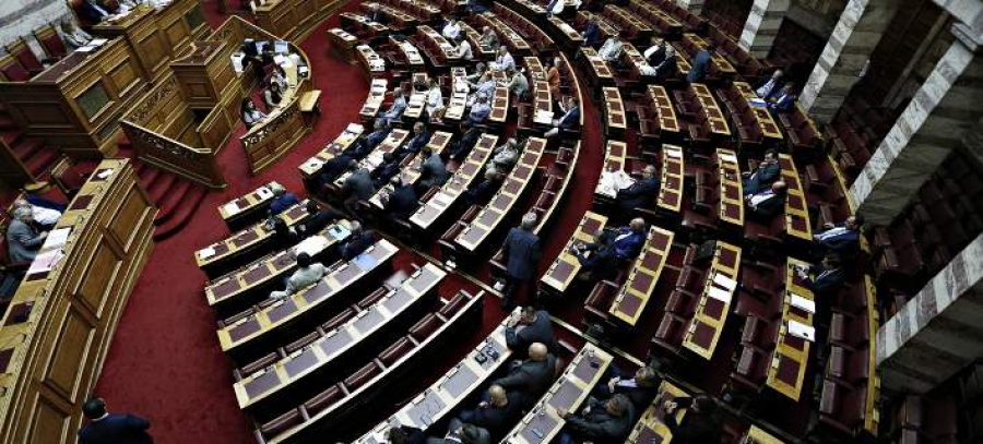 Τι δουλειά έκαναν οι βουλευτές πριν μπουν στη Βουλή, πόσοι έχουν πτυχίο