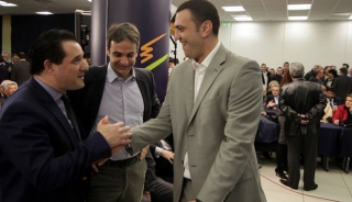 Ανατροπές της τελευταίας στιγμής στη ΝΔ με Κικίλια, Άδωνι και ταυτότητα φύλου