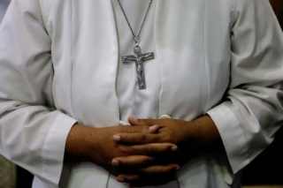 Καλόγρια κάρφωσε μαθητή για να βιώσει τα πάθη του Ιησού!