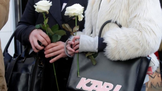 Πέθανε ο θρύλος της μόδας Καρλ Λάγκερφελντ