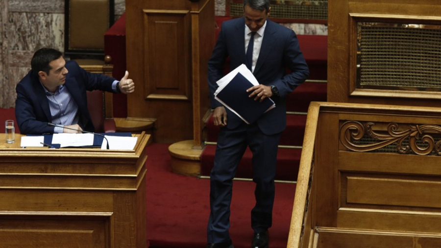 Λάσπη παντού: Οι ταγοί του Έθνους μετέτρεψαν τη Βουλή σε ένα απέραντο χοιροστάσιο/άρθρο του Μιχάλη Ιγνατίου