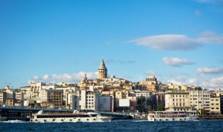 Γιατί οι Τουρκικές παραλίες είναι άδειες;