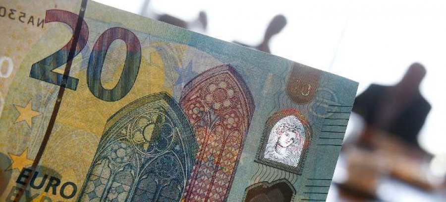 Καμπανάκι από δημοσκόπηση της ALCO: Οι Ελληνες γυρίζουν την πλάτη στο ευρώ