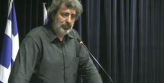 BINTEO  Πολάκης για δημοσιογράφο: 'Έπρεπε να σηκωθώ απάνω και να πάει τρία μέτρα κάτω από τη γη'