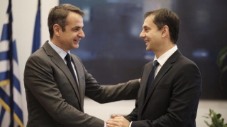 Στη ΝΔ ο Χάρης Θεοχάρης - Αλλάζει στάση για τις Πρέσπες;