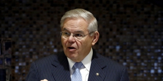 ΗΠΑ: Εκκληση του γερουσιαστή Μενέντεζ να ακυρωθεί η επίσκεψη Ερντογάν στον Λευκό Οίκο