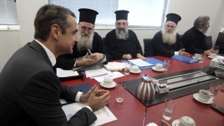 Δεσμεύσεις Μητσοτάκη στους κληρικούς