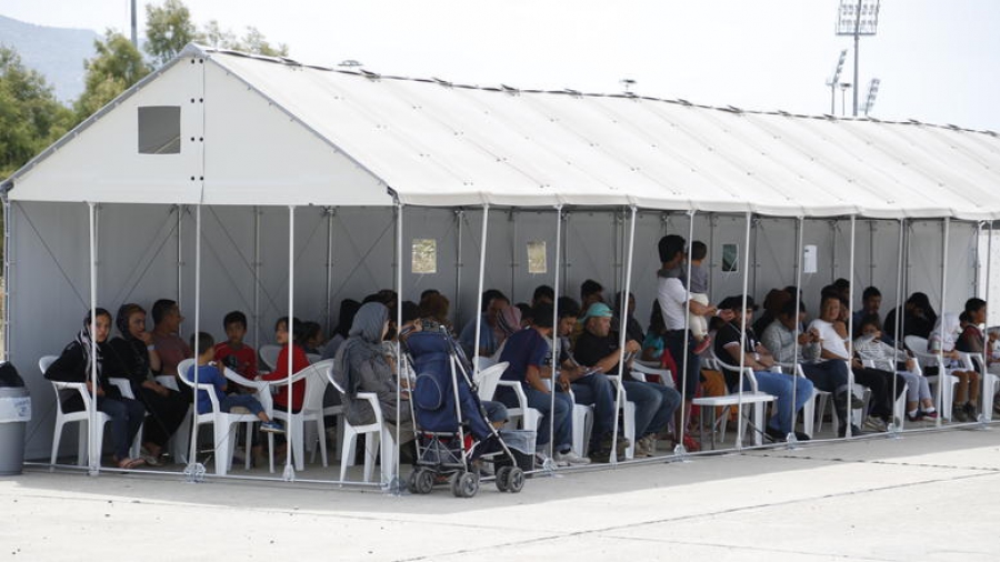 Σε δημόσια διαβούλευση το νομοσχέδιο για το άσυλο - Τι προβλέπει