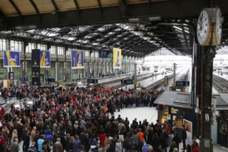 Οι τρείς γυναίκες ήθελαν να ανατινάξουν το Gare de Lyon και να πνίξουν στο αίμα και πάλι το Παρίσι!