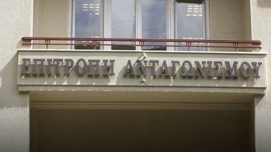 Εφοδος στις τράπεζες: "Αντέγραψαν τους σκληρούς δίσκους Η/Υ"