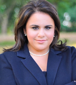 Η ομογενής Ελένη Βουτσινά υποψήφια Ανώτατη Δικαστής Ν.Υ.