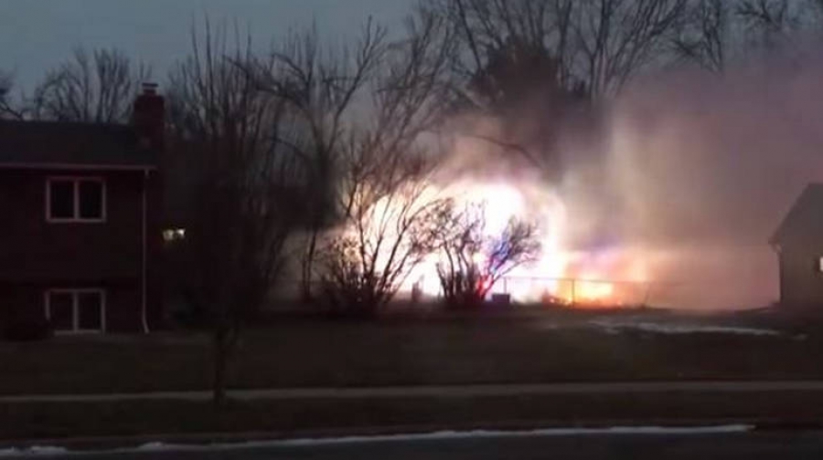 Βόρεια Ντακότα: Αεροπλάνο έπεσε πάνω σε σπίτια