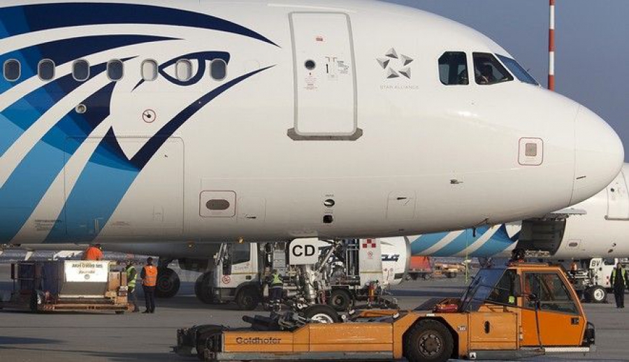 Airbus της EgyptAir: Βρέθηκαν συντρίμμια ανοιχτά της Κρήτης. Βλέπουν τρομοκρατία
