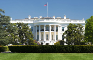 Η Μυστική Υπηρεσία  των ΗΠΑ πυροβόλησε ένοπλο άνδρα κοντά στον Λευκό Οίκο