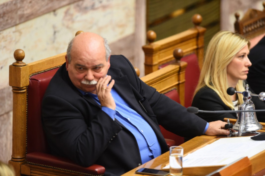 Στην εφορία δάνεια πρώην βουλευτών που "ξέχασαν" να τα πληρώσουν