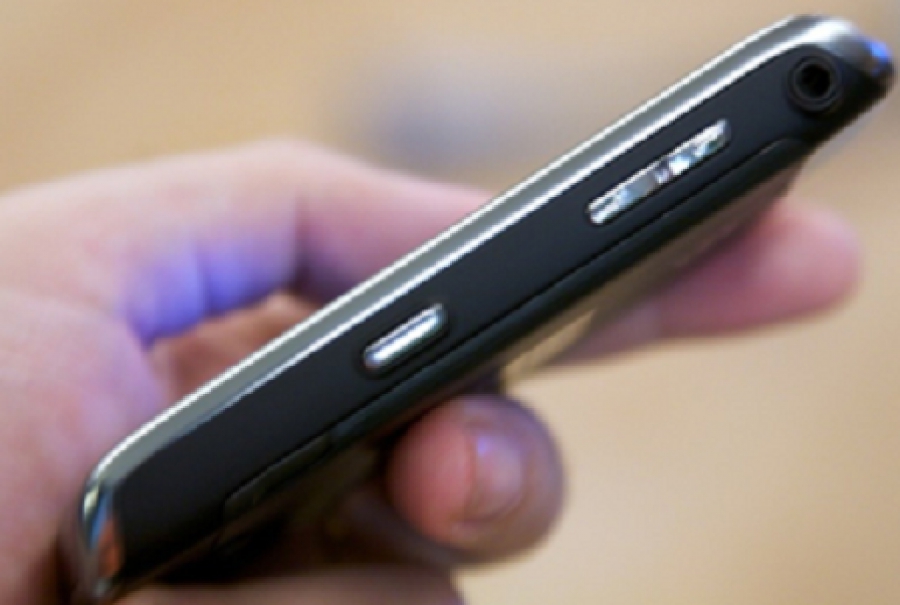 AΠΙΣΤΕΥΤΟ: Το μυστικό που κρύβει το κινητό σας και ΣΙΓΟΥΡΑ δεν γνωρίζετε!