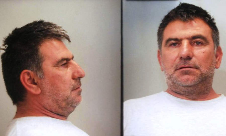 Αυτός είναι ο "δράκος" με το ποδήλατο που κατηγορείται ότι ασελγούσε σε μαθήτριες