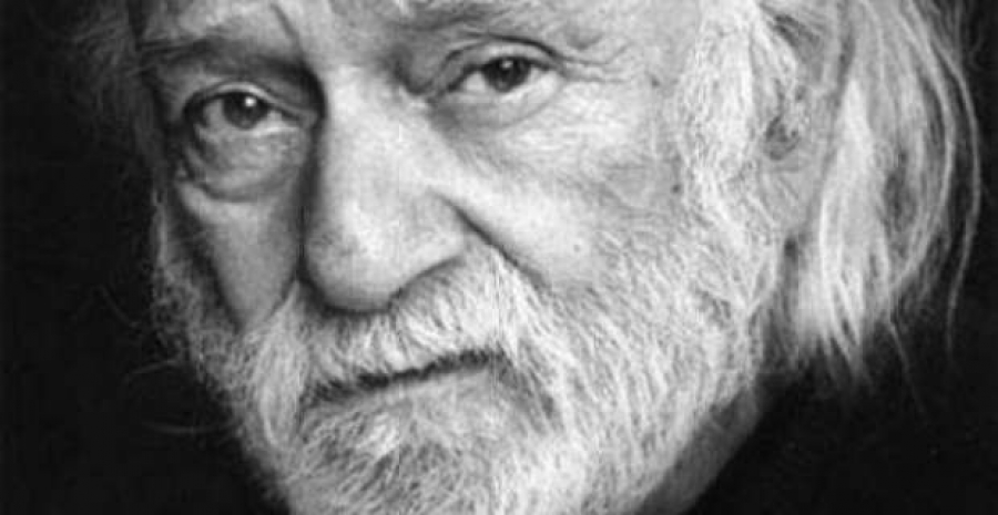 Νάνος Βαλαωρίτης στο tvxs.gr: Διακυβεύεται κάτι παραπάνω από τη δημοκρατία