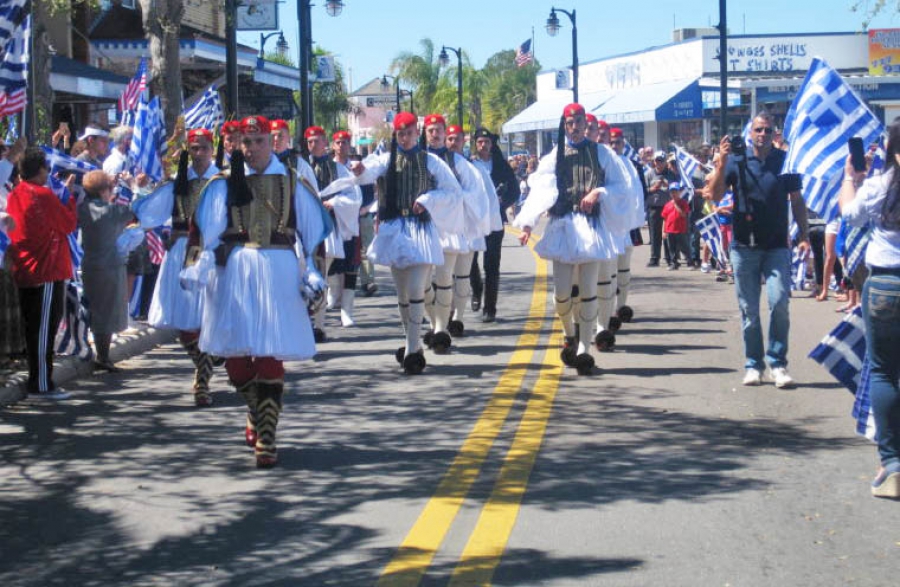 Ακύρωσαν την παρέλαση Φιλαδέλφεια και Τάρπον Σπρινγκς