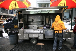 Νέα Υόρκη: Από τον Δεκέμβριο οι έλεγχοι στις καντίνες