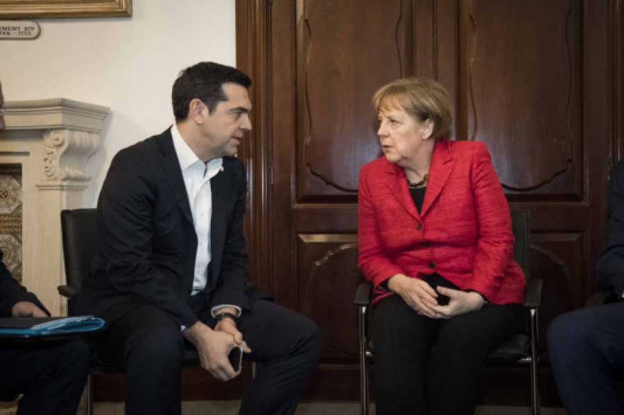 Τηλεφώνημα Μέρκελ - Τσίπρα: Απόψε "κλειδώνει" η συμφωνία;