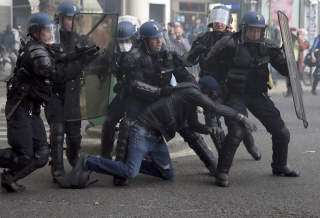 Xαμός στην Γαλλία!