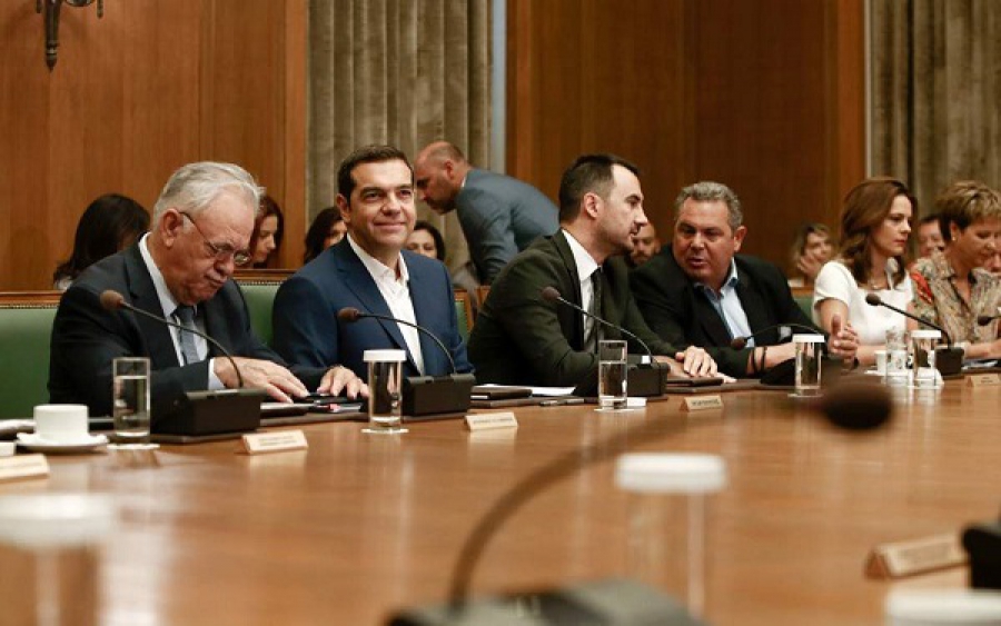 Οι εκλογές, η κυβέρνηση μειοψηφίας και ο μεσαίος χώρος