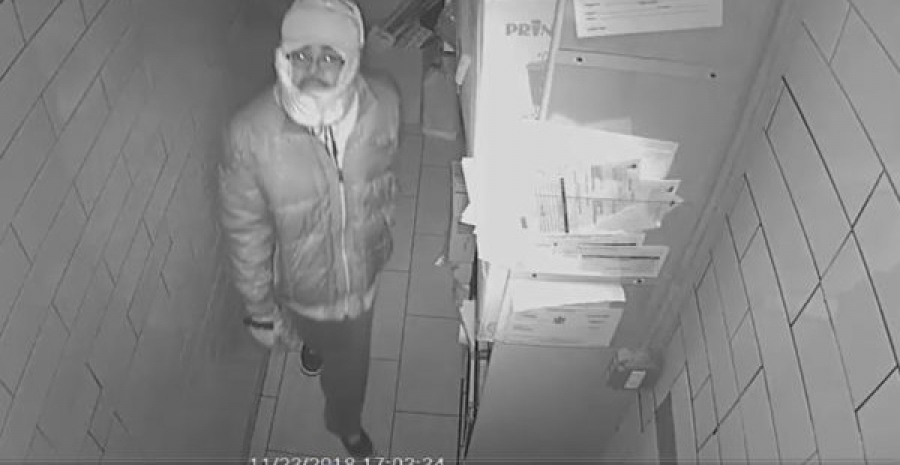 Διάρρηξη στο ομογενειακής ιδιοκτησίας OASIS CAFE - Δημοσιοποιήθηκε φωτογραφία του δράστη