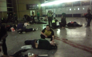 Μάντσεστερ: Καμικάζι αυτοκτονίας αιματοκύλισε συναυλία της Ariana Grande