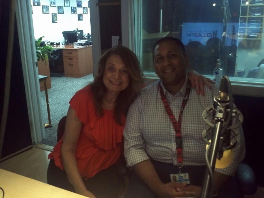 O Dr. Brian Coakley στον Hellas FM