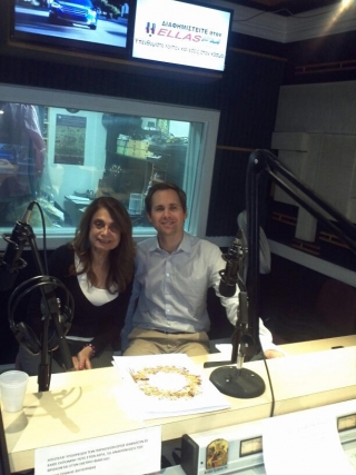 O Dr Peter Henderson στον Hellas FM