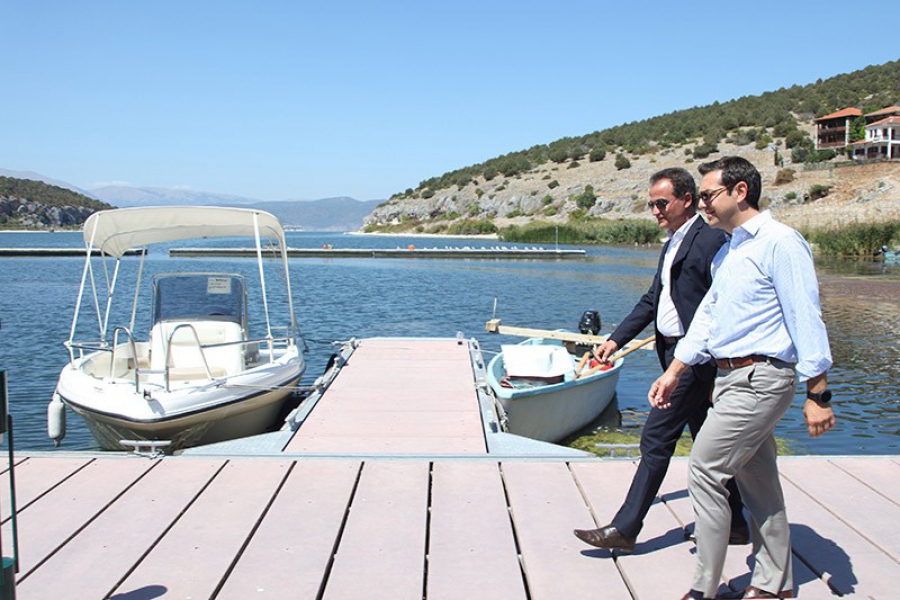 Βρυξέλλες: “Θα τη λέμε πΓΔΜ μέχρι την πλήρη εφαρμογή της συμφωνίας των Πρεσπών”