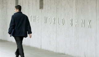 "Κίτρινες κάρτες" για 200 επιδόματα από την Παγκόσμια Τράπεζα