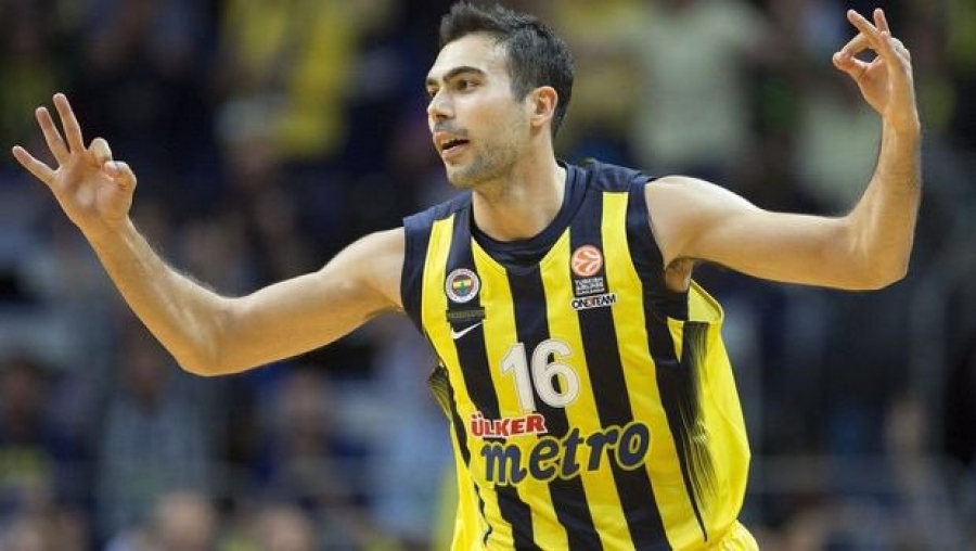 Ο Σλούκας αρνήθηκε την πρόταση του Ολυμπιακού