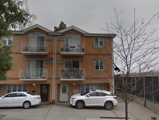 Μακελειό στο Upper Ditmars στη Νέα Υόρκη!