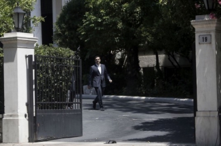 AΠΙΣΤΕΥΤΟ ΕΠΕΙΣΟΔΙΟ ΣΤΟ ΑΙΓΑΙΟ/Έκτακτο ΚΥΣΕΑ στο Μαξίμου υπό τον πρωθυπουργό