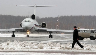 Οι τέσσερις εκδοχές που εξετάζουν οι αρχές για τη συντριβή του Tu-154