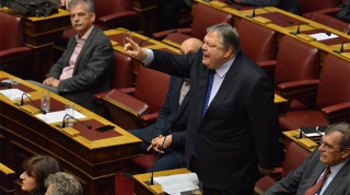 Εκτός ορίων η συζήτηση στη Βουλή Βενιζέλος σε Καμμένο: Αλήτη, αλητάμπουρα, θα ζητήσεις στα 4 συγγνώμη!