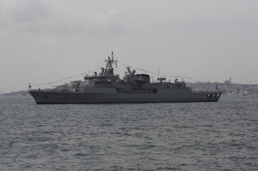 Φρεγάτα Barbaros: Ανατολικά των Οινουσσών συνεχίζεται η προκλητική "κρουαζιέρα"