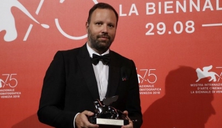 Οι New York Times αποθεώνουν τον Γιώργο Λάνθιμο