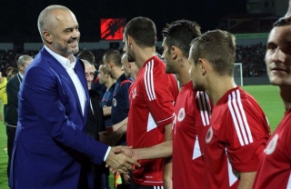 Έντι Ράμα: "Εφιάλτης της Σερβίας η Μεγάλη Αλβανία"