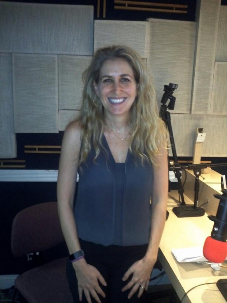 H Dr. Staci Leisman στον  Hellas FM