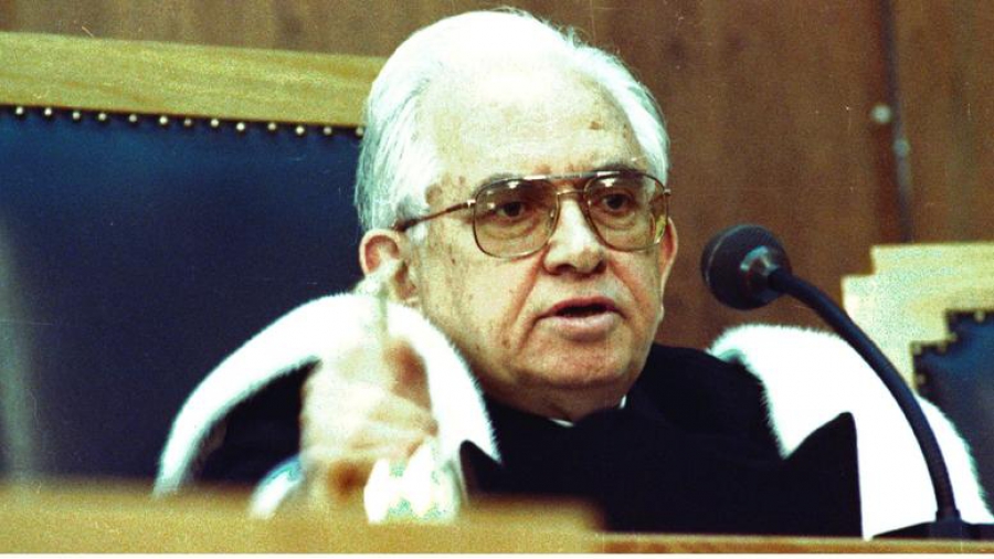 Πέθανε ο δικαστής Βασίλης Κόκκινος - Ήταν ο δικαστής της υπόθεσης Ανδρέα Παπανδρέου