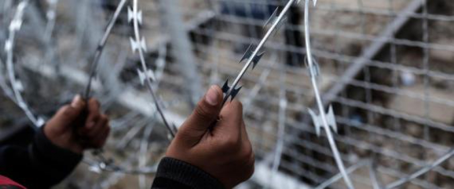 WSJ: Το plan b της ΕΕ για το προσφυγικό: Εγκλωβισμός των προσφύγων στην Ελλάδα